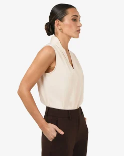 Forcast Alivia 2 V-neck Top White Sand Sale