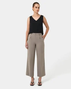 Forcast Blair V-neck Crop Top Black