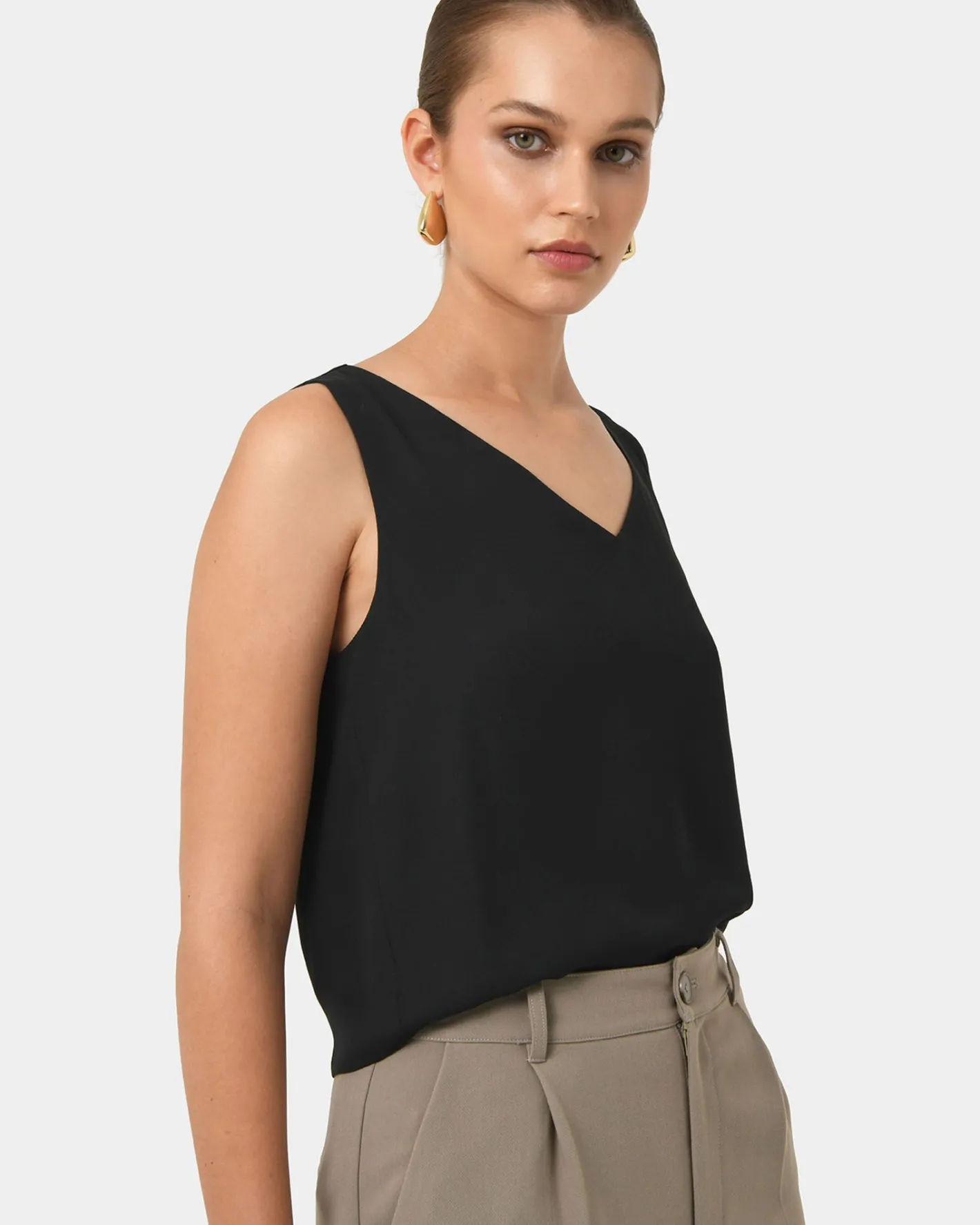 Forcast Blair V-neck Crop Top Black