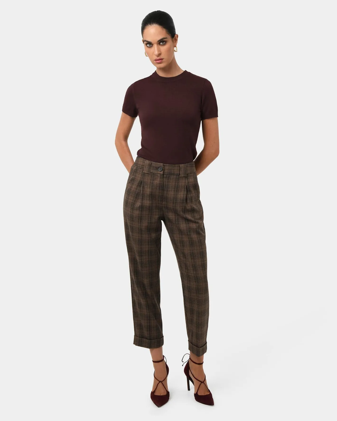 Forcast Catherine Short Sleeve Knit Chocolate Hot