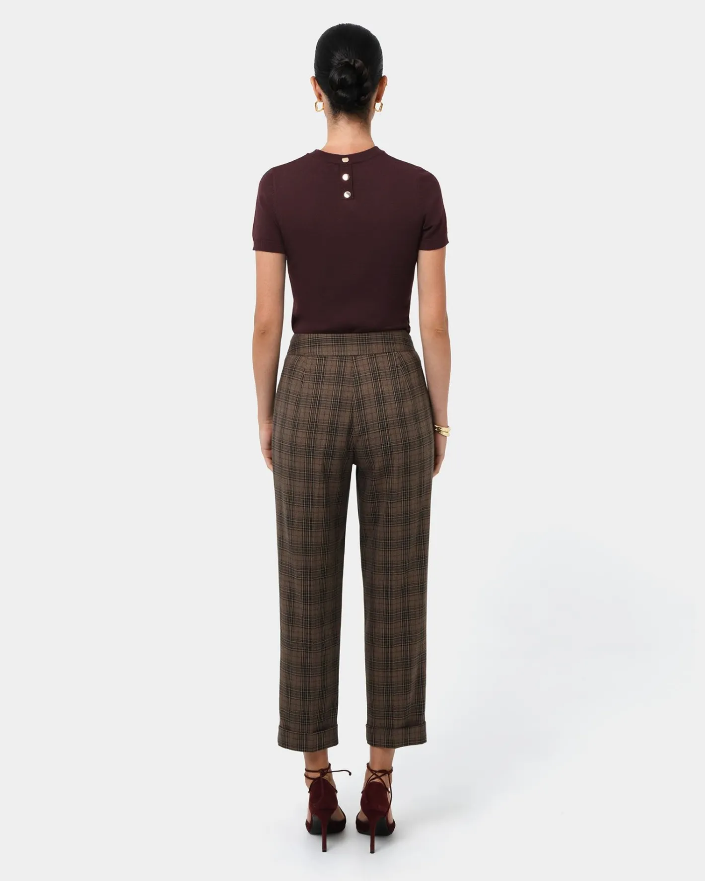 Forcast Catherine Short Sleeve Knit Chocolate Hot