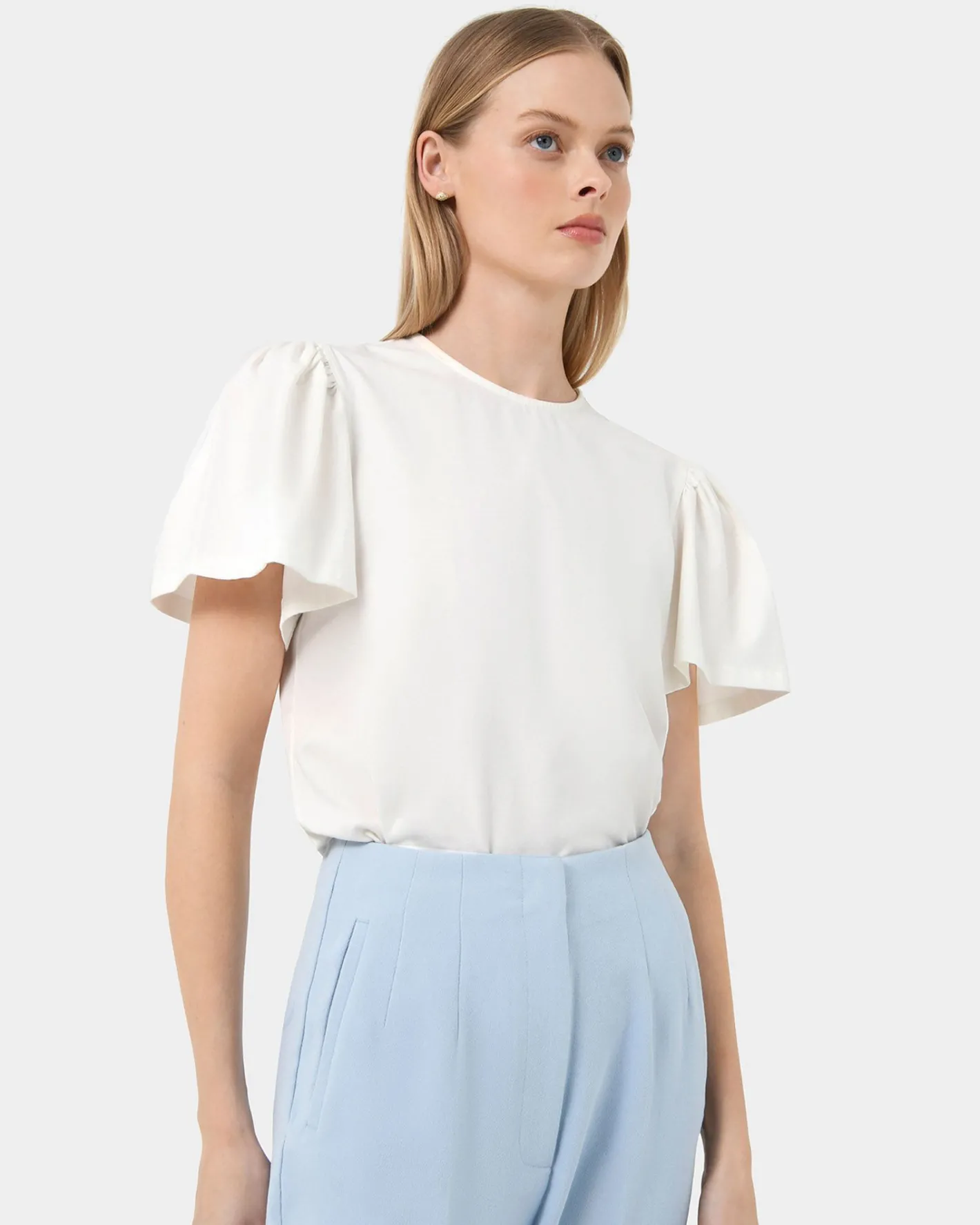 Forcast Cayla Gathered Sleeve Tee Ivory
