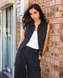 Forcast Dolly Collared Vest Black Sale
