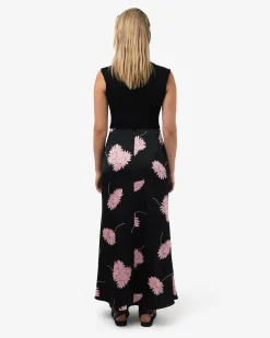 Forcast Felicia Floral Satin Skirt Black Pink Online