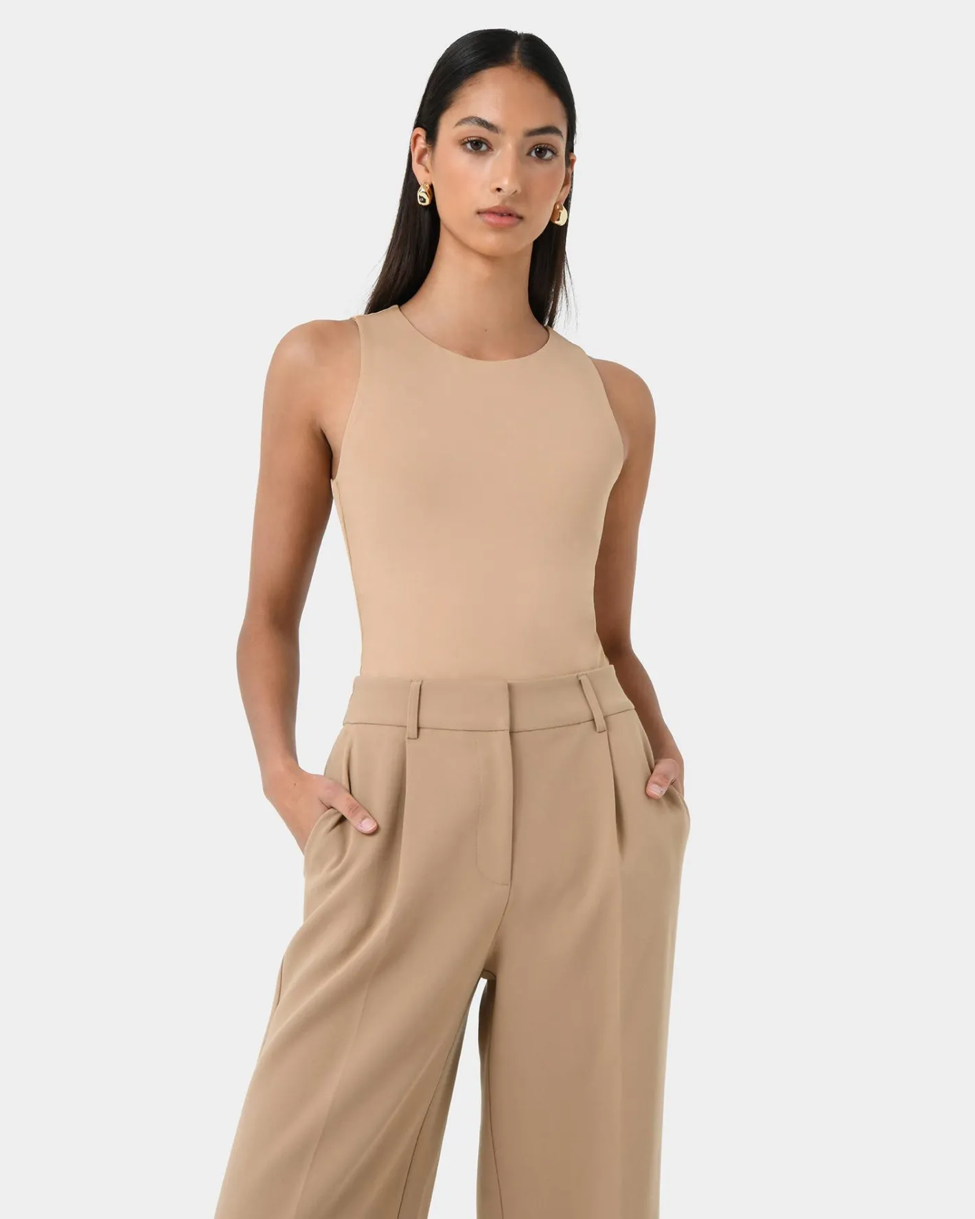 Forcast Liv Round Neck k Top Tan Best