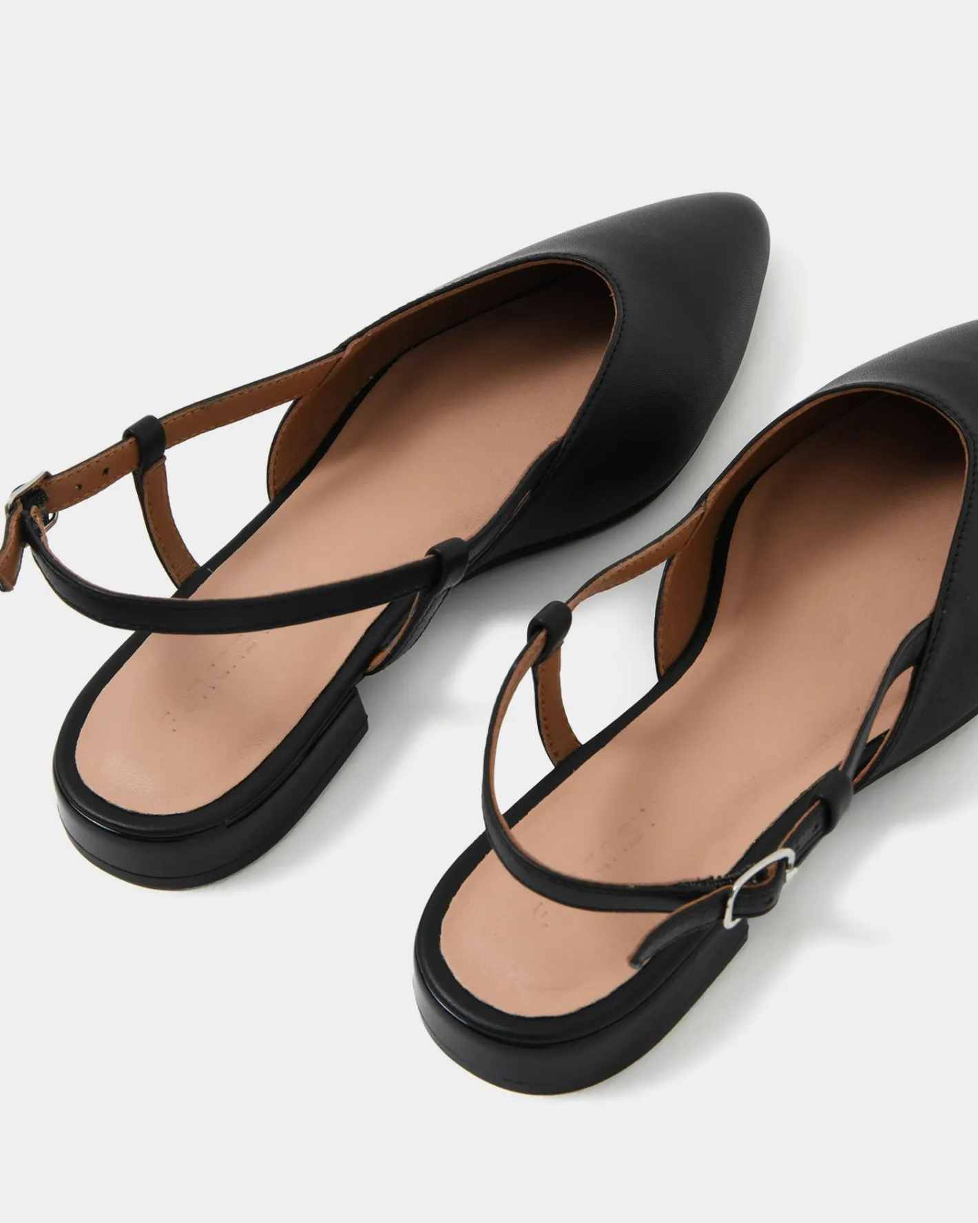 Forcast Liyana Leather Flat Black Outlet