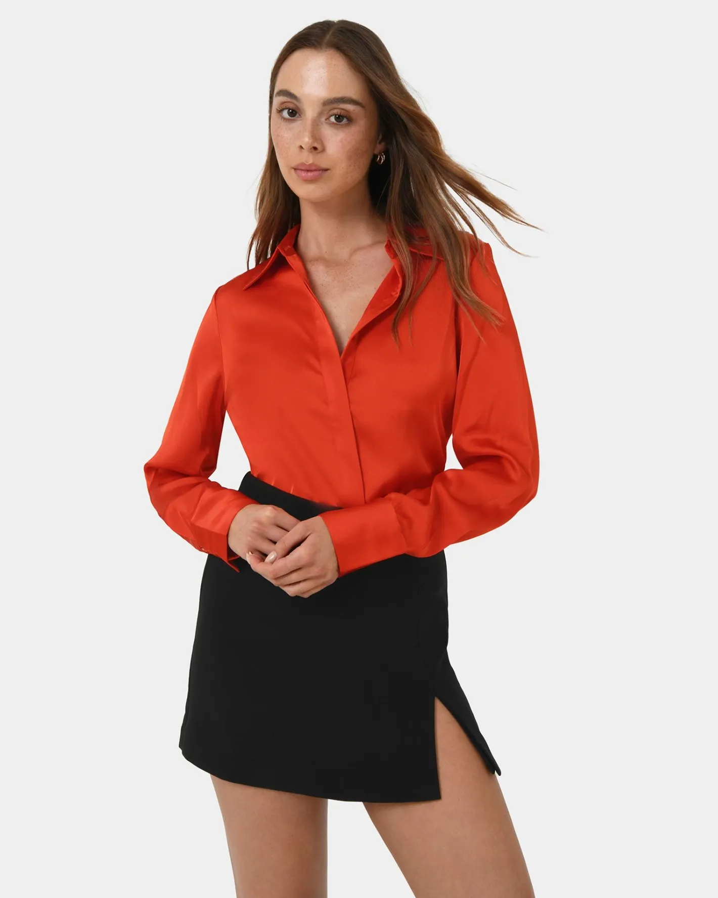 Forcast Mae Satin Shirt Cherry Tomato