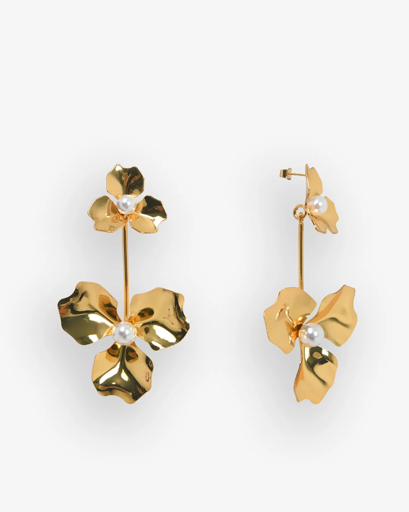 Forcast Magnolia Bold Floral Earrings Gold Outlet