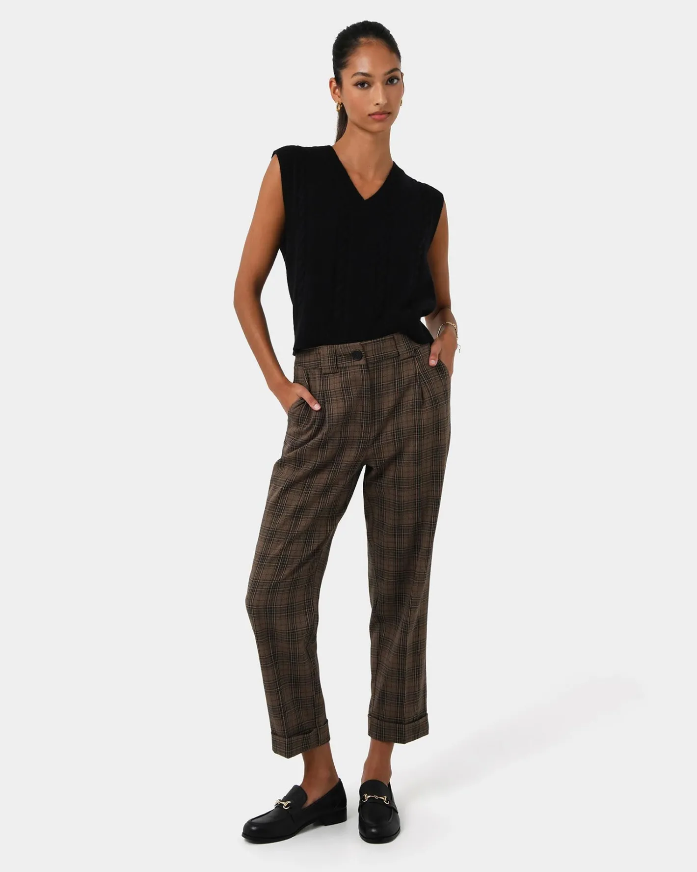 Forcast Rulia V-neck Knit Vest Black
