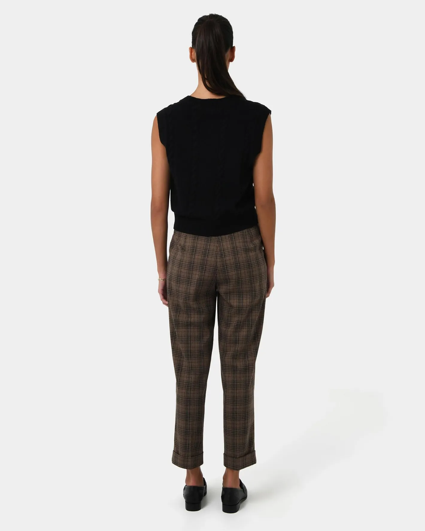 Forcast Rulia V-neck Knit Vest Black