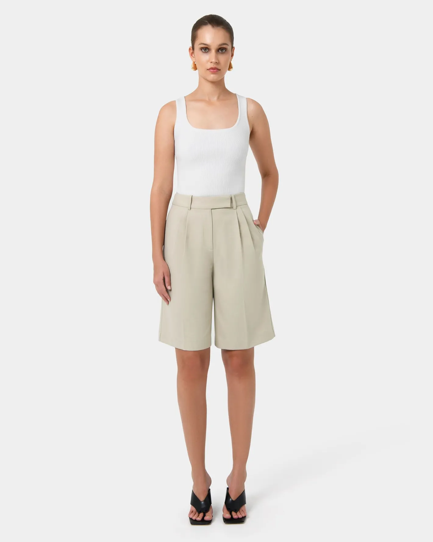 Forcast Sonique Tailored Short Sand New