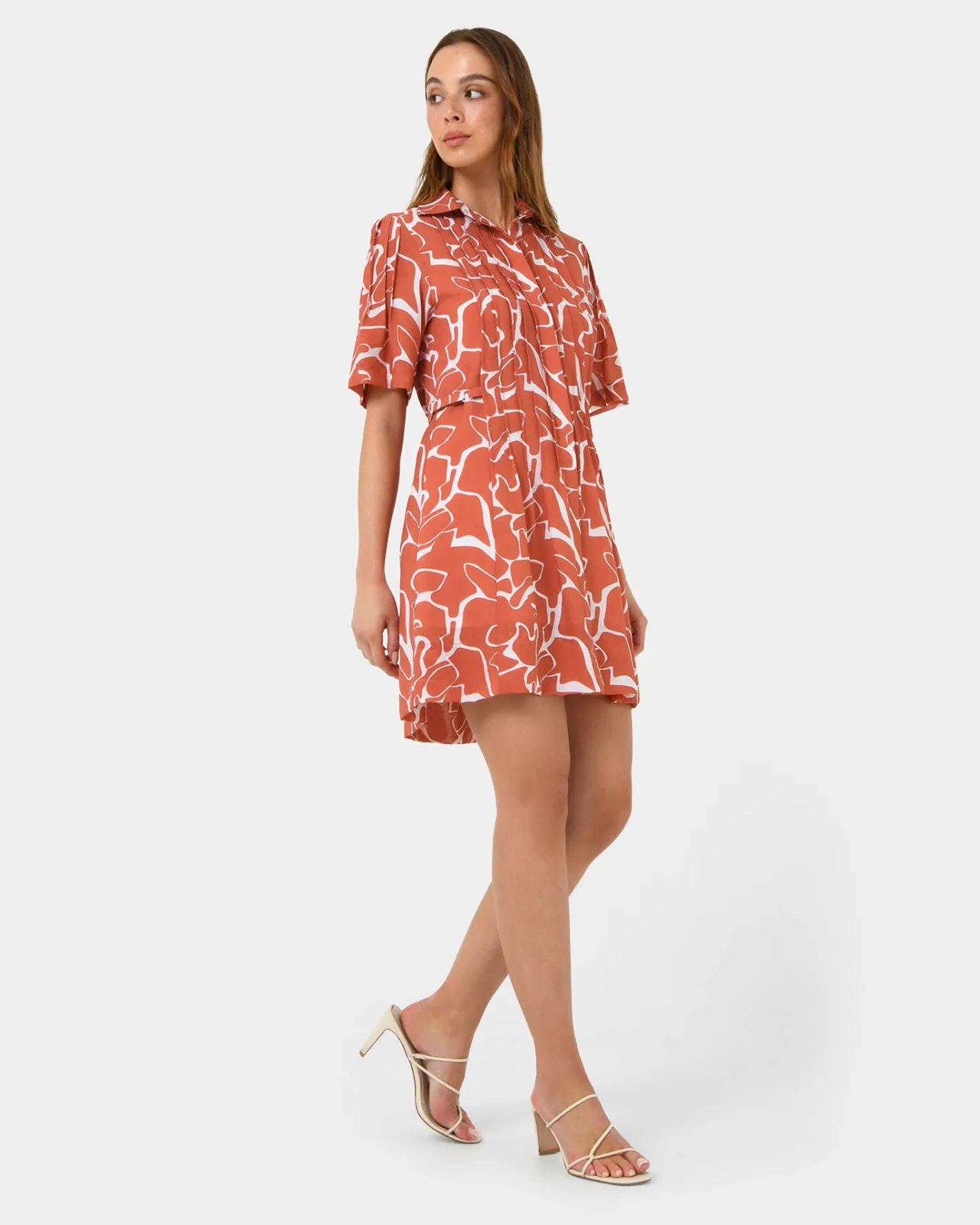 Forcast Sunshine Pleated Dress Coral Print Clearance
