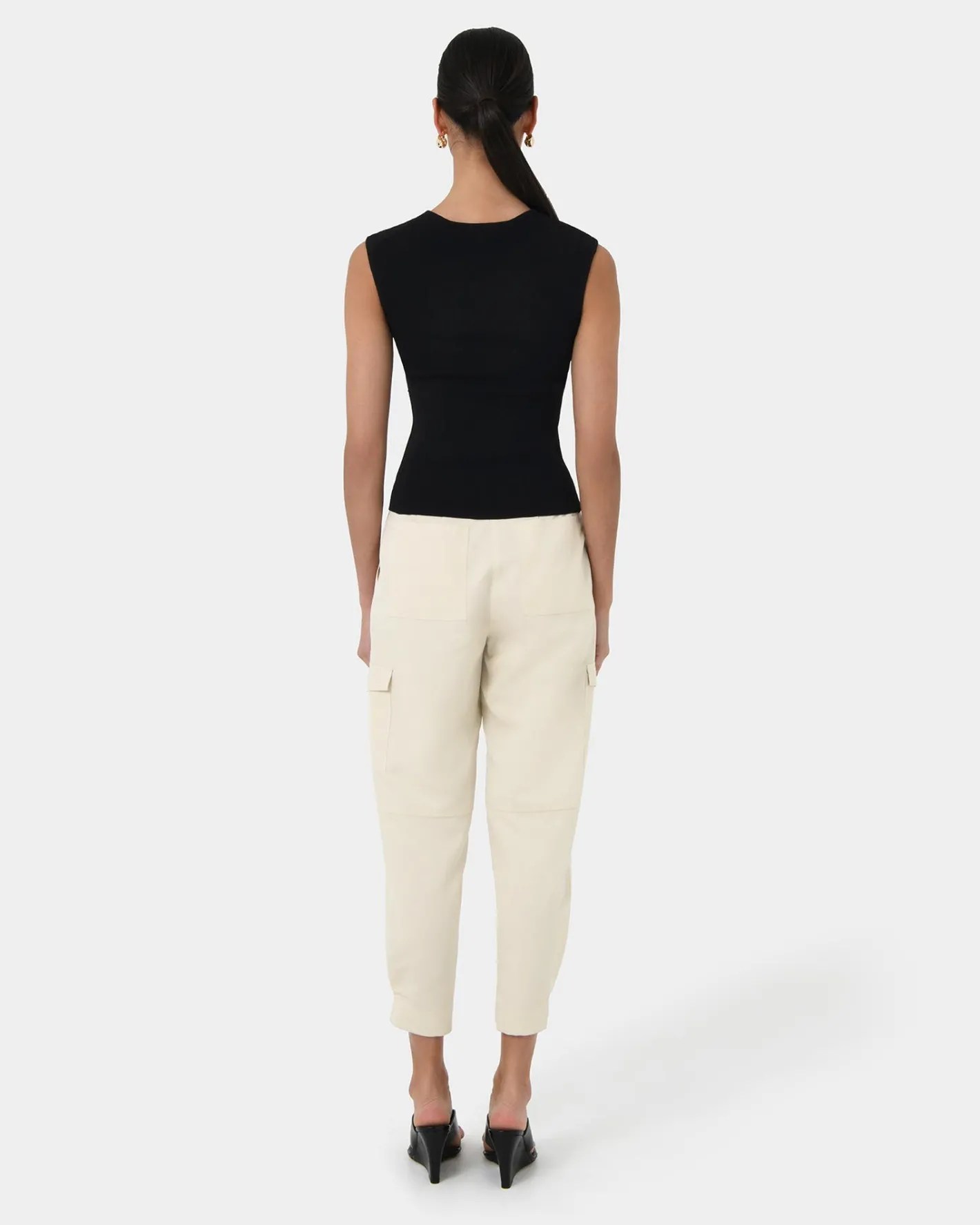 Forcast Viviana Sleeveless Knit Top Black